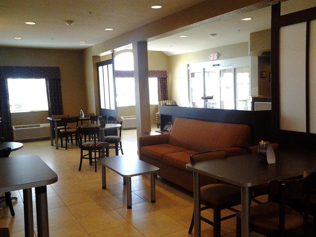 Microtel Inn&Suites Cotulla Exterior foto